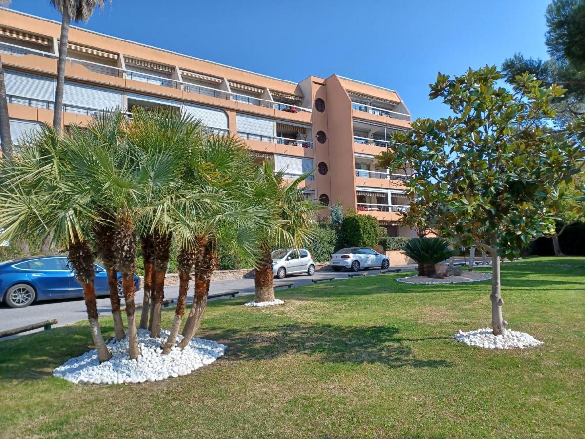 Appart Cosy En Bord De Mer - Port Santia Lucia St Raphael แซ็งต์-ราฟาเอล ภายนอก รูปภาพ