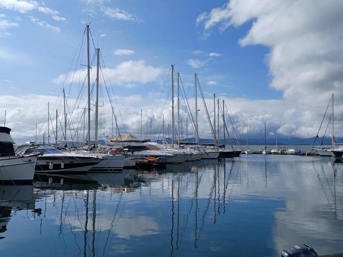 Appart Cosy En Bord De Mer - Port Santia Lucia St Raphael แซ็งต์-ราฟาเอล ภายนอก รูปภาพ