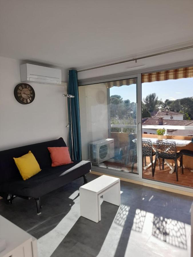 Appart Cosy En Bord De Mer - Port Santia Lucia St Raphael แซ็งต์-ราฟาเอล ภายนอก รูปภาพ